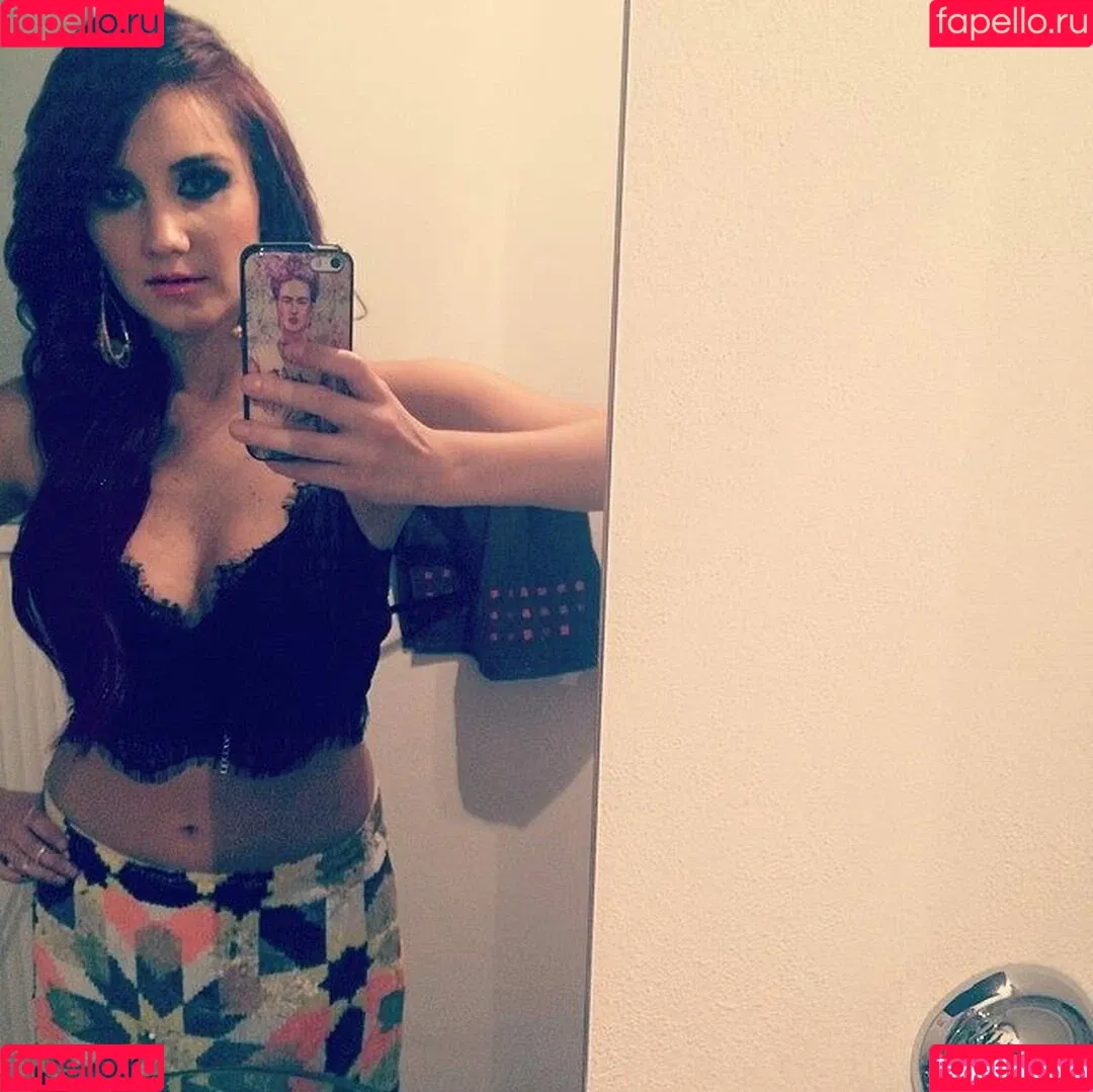 Dulce Maria Onlyfans Photo Gallery 