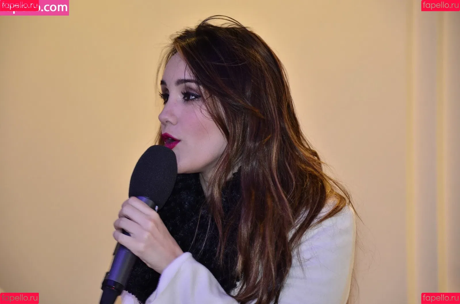 Dulce Maria Onlyfans Photo Gallery 