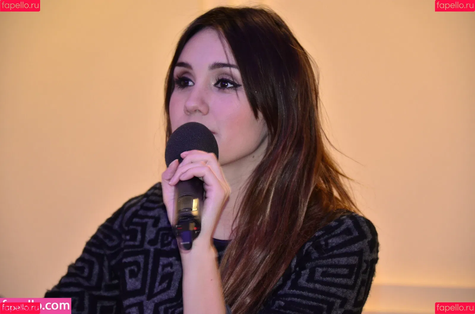 Dulce Maria Onlyfans Photo Gallery 