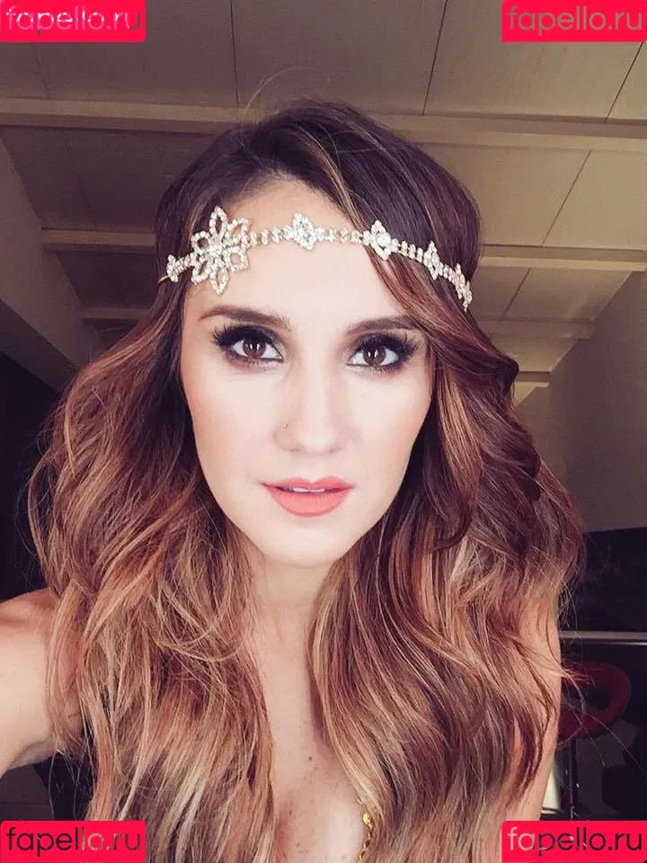 Dulce Maria Onlyfans Photo Gallery 