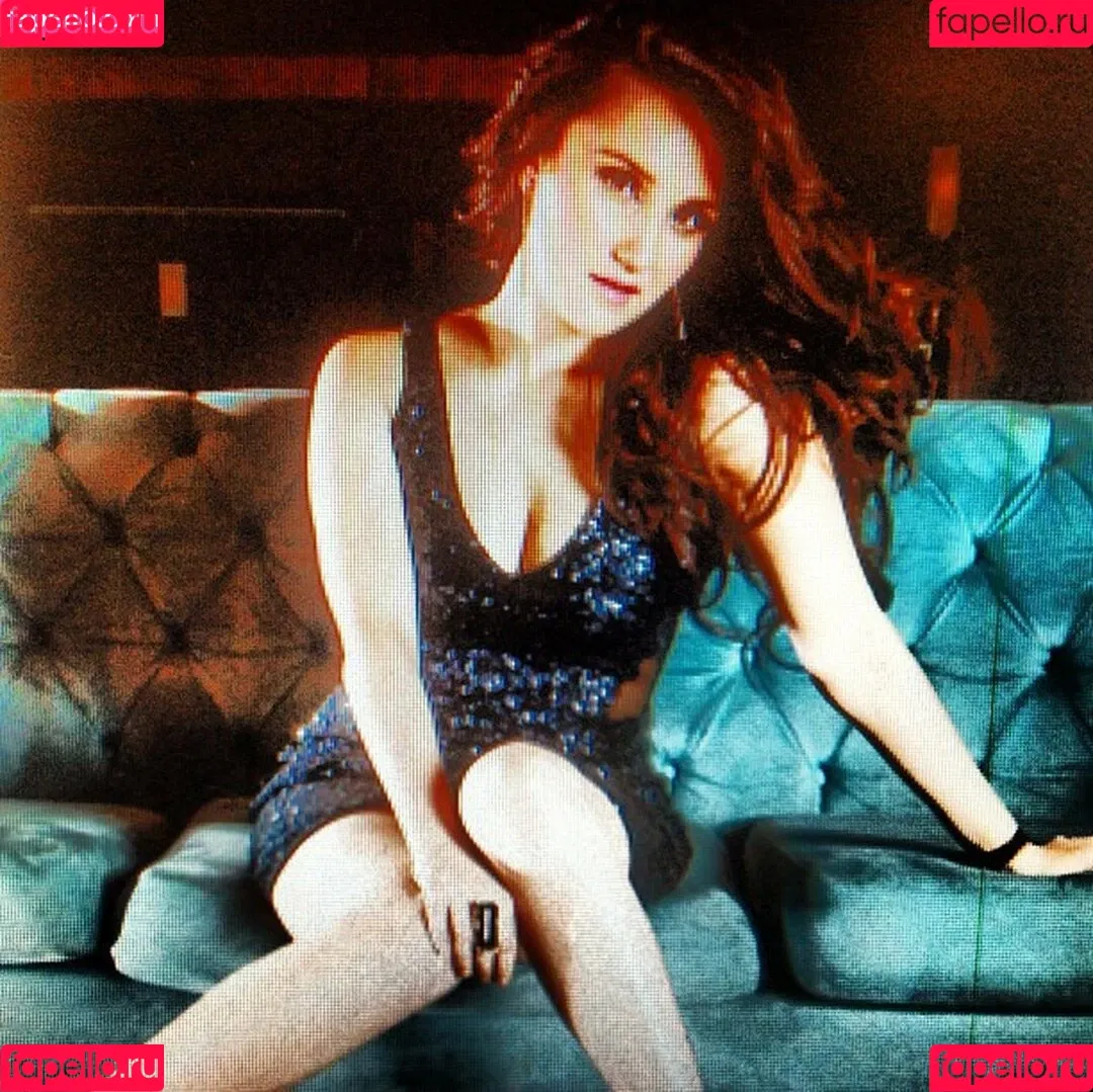 Dulce Maria Onlyfans Photo Gallery 