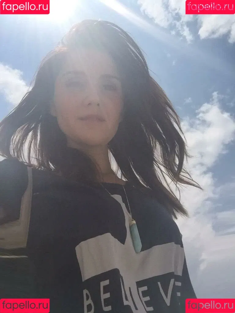 Dulce Maria Onlyfans Photo Gallery 