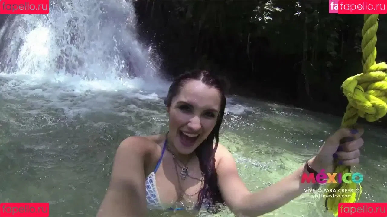 Dulce Maria Onlyfans Photo Gallery 