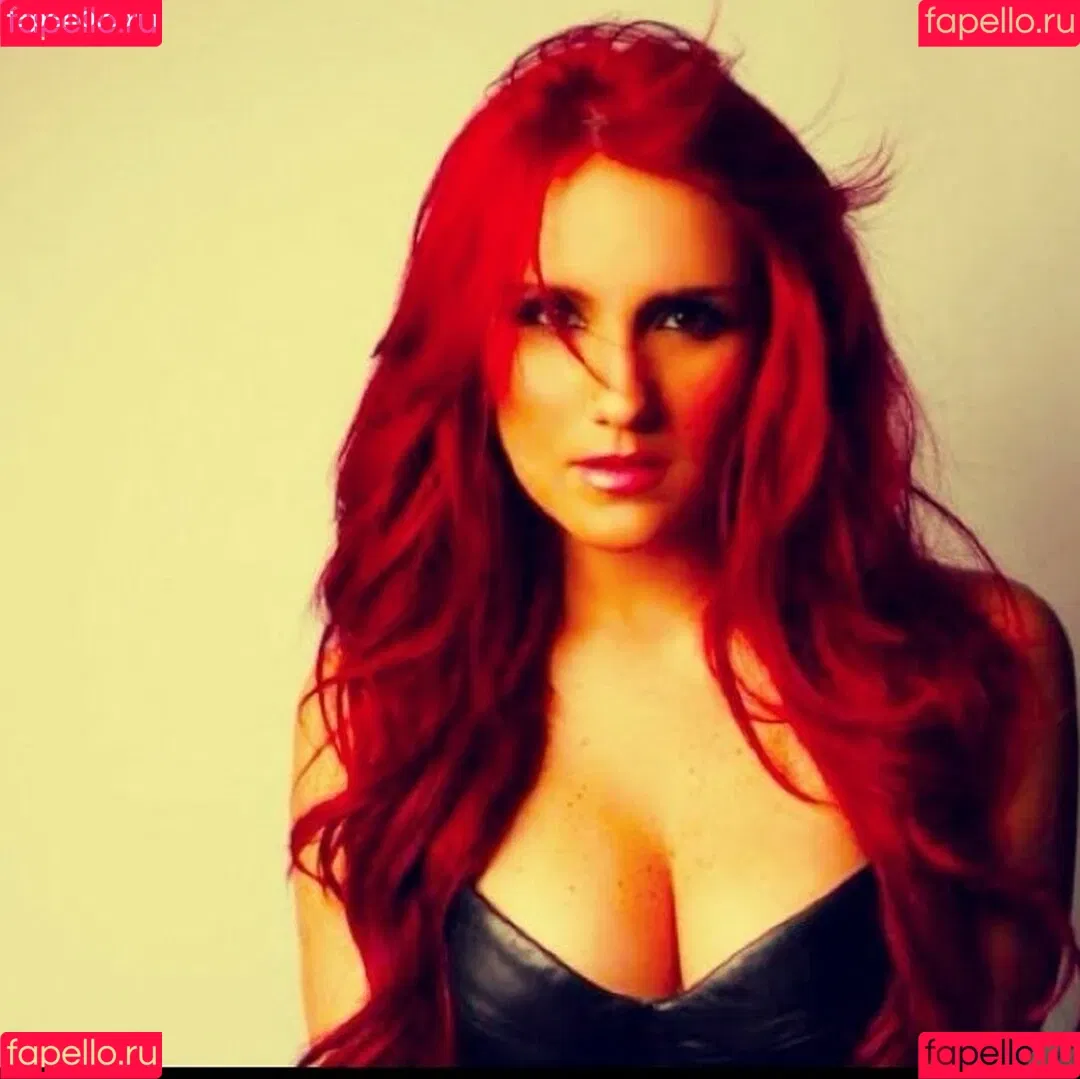 Dulce Maria Onlyfans Photo Gallery 