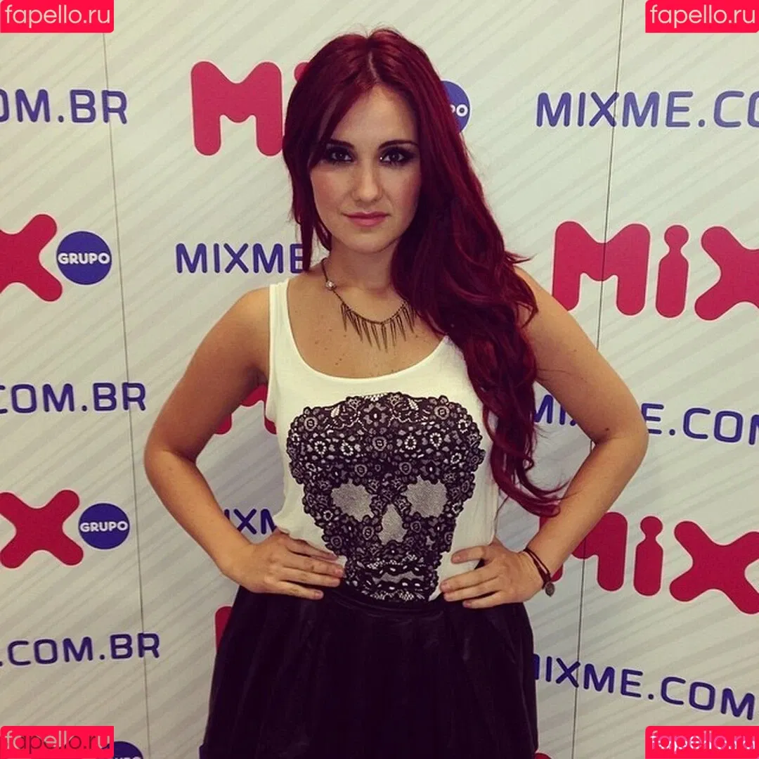 Dulce Maria Onlyfans Photo Gallery 