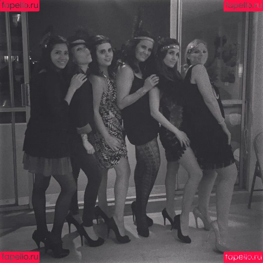 Dulce Maria Onlyfans Photo Gallery 