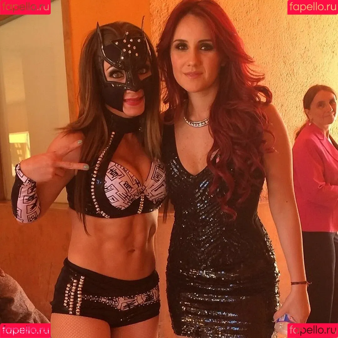 Dulce Maria Onlyfans Photo Gallery 