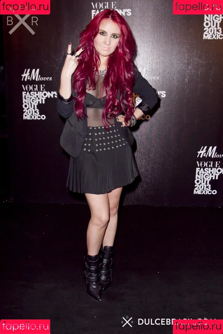 Dulce Maria Onlyfans Photo Gallery 