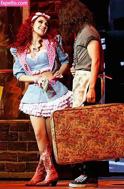 Dulce Maria Onlyfans Photo Gallery 