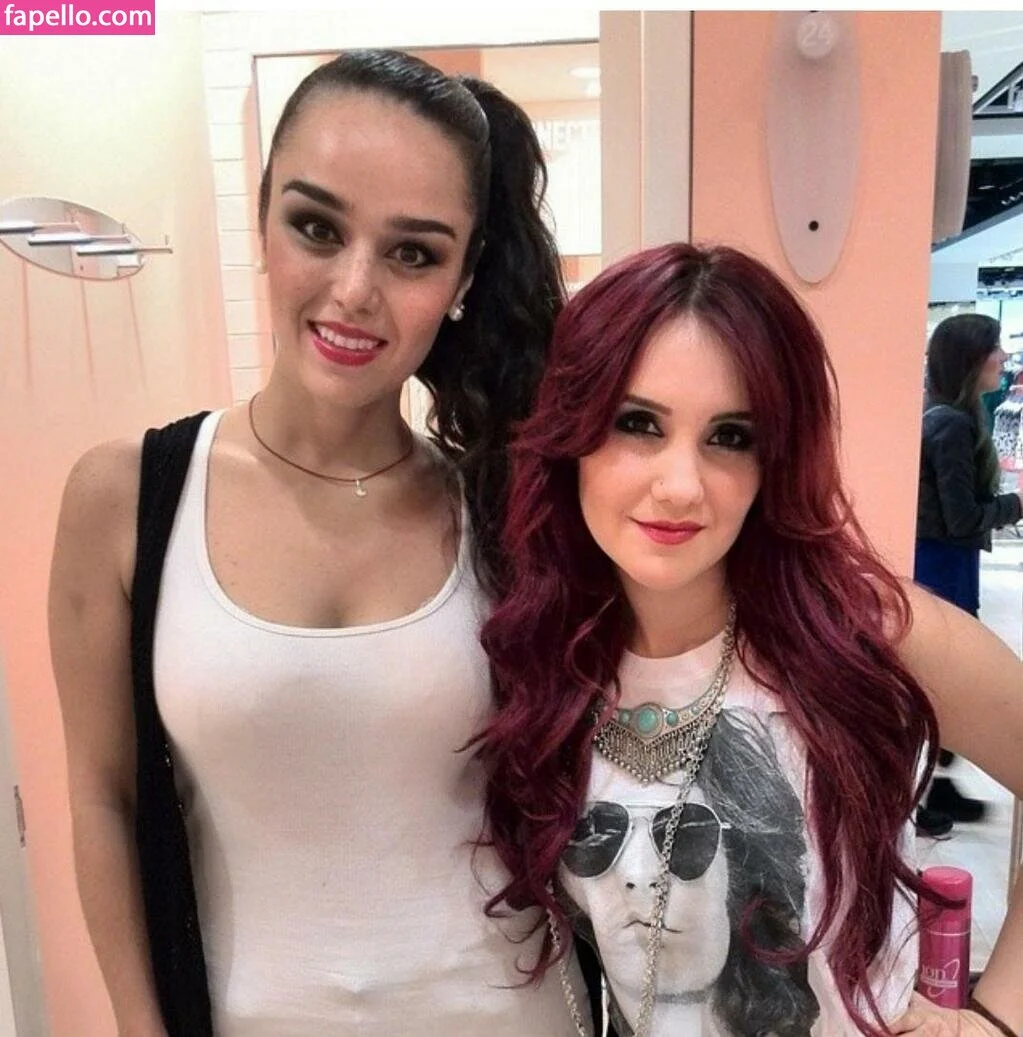 Dulce Maria Onlyfans Photo Gallery 