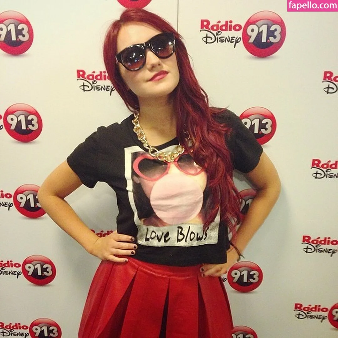 Dulce Maria Onlyfans Photo Gallery 