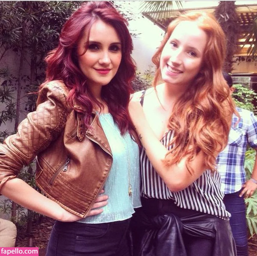 Dulce Maria Onlyfans Photo Gallery 