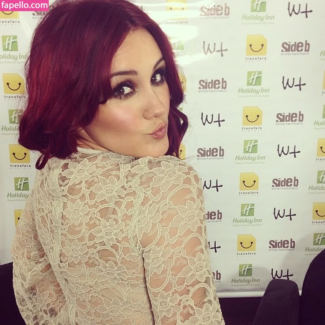 Dulce Maria Onlyfans Photo Gallery 