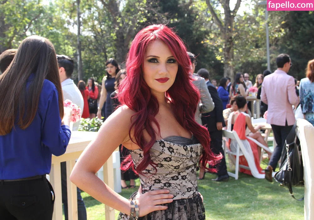 Dulce Maria Onlyfans Photo Gallery 