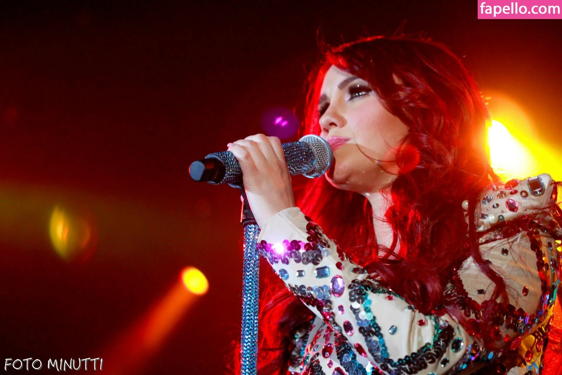 Dulce Maria Onlyfans Photo Gallery 