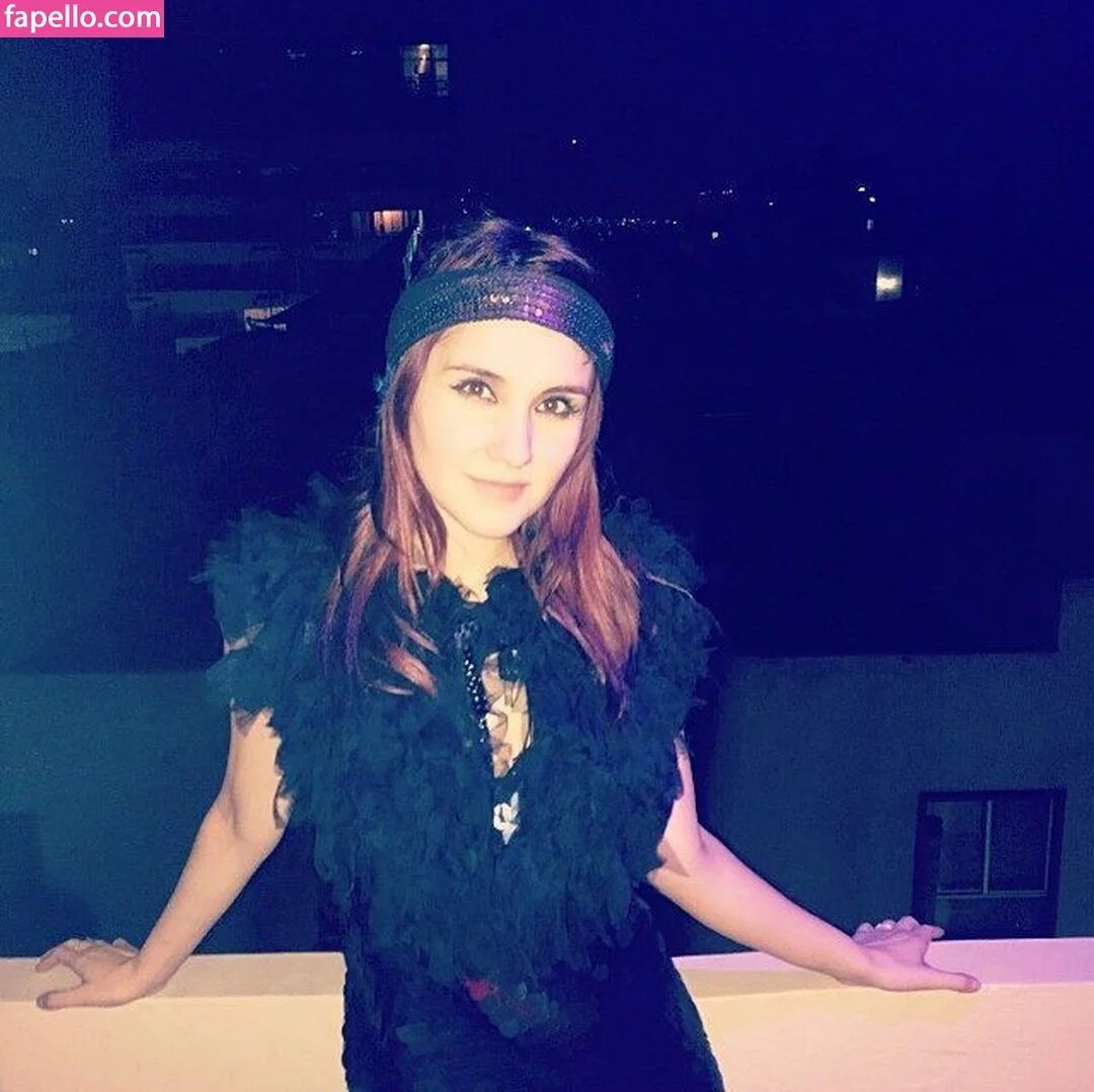 Dulce Maria Onlyfans Photo Gallery 