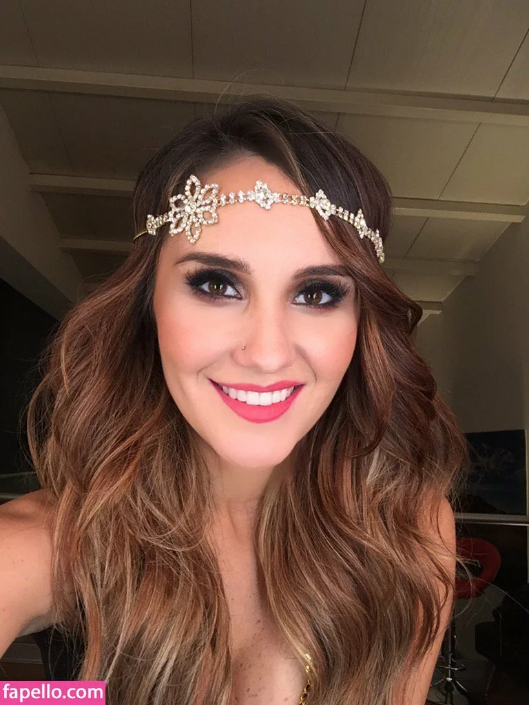 Dulce Maria Onlyfans Photo Gallery 