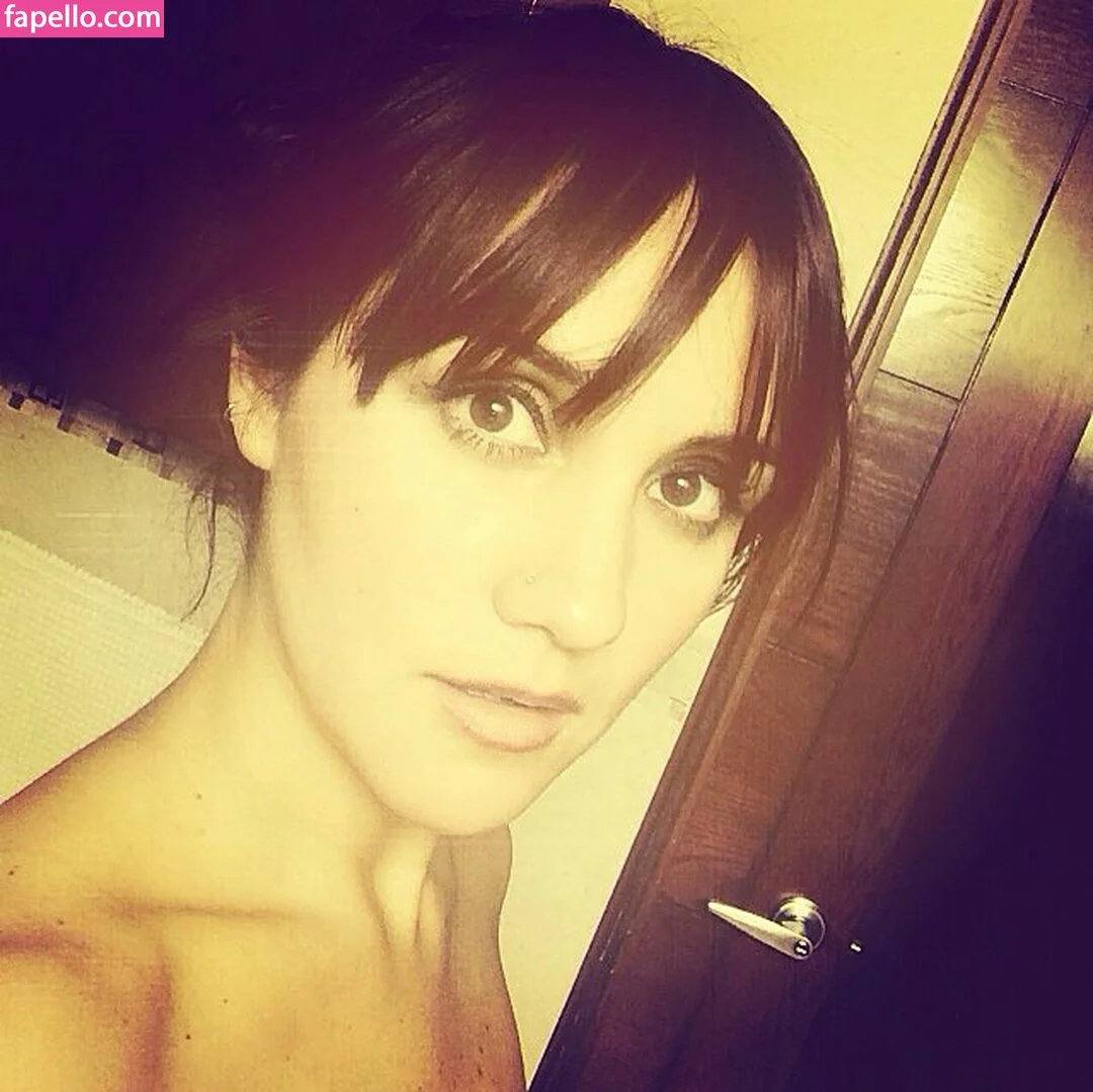 Dulce Maria Onlyfans Photo Gallery 