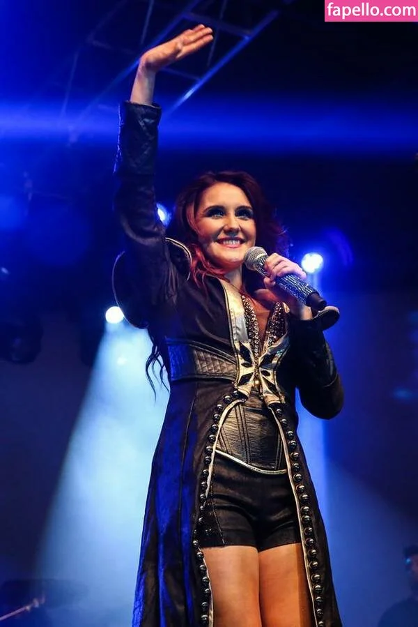 Dulce Maria Onlyfans Photo Gallery 