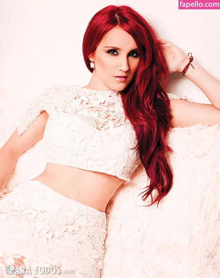 Dulce Maria Onlyfans Photo Gallery 
