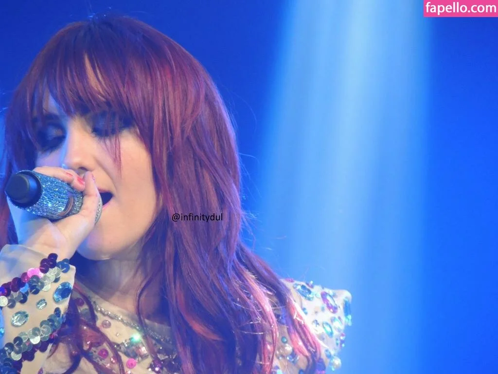 Dulce Maria Onlyfans Photo Gallery 