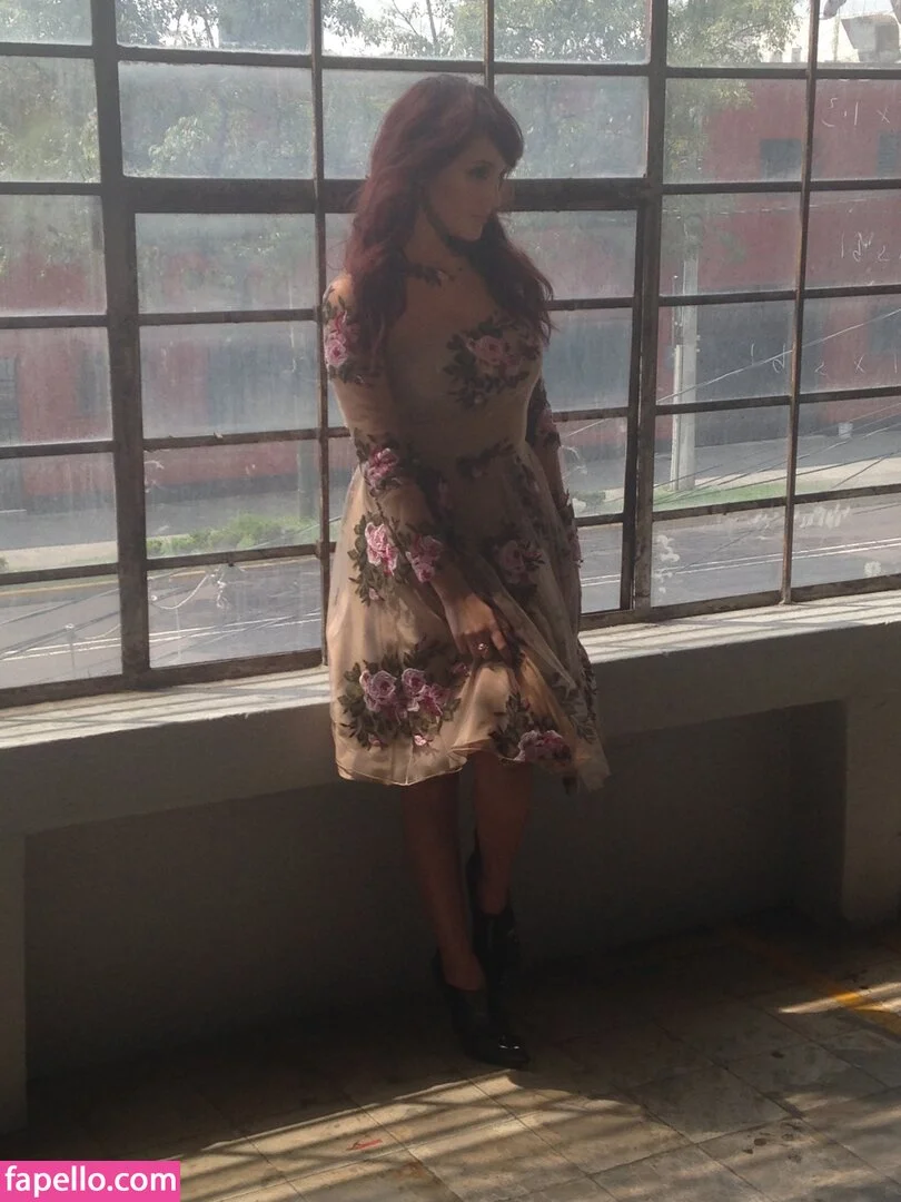 Dulce Maria Onlyfans Photo Gallery 