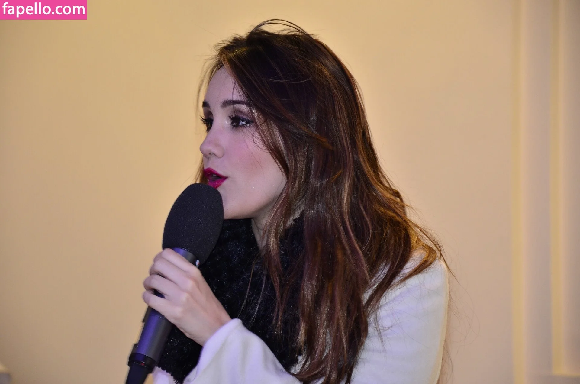 Dulce Maria Onlyfans Photo Gallery 