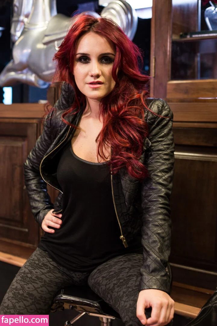 Dulce Maria Onlyfans Photo Gallery 