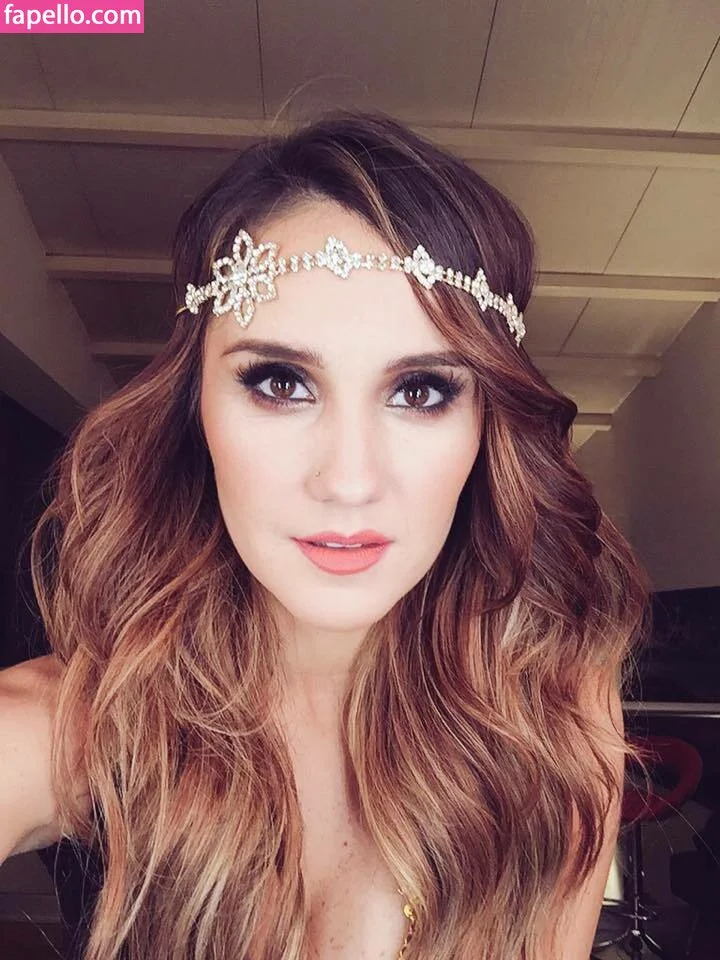 Dulce Maria Onlyfans Photo Gallery 