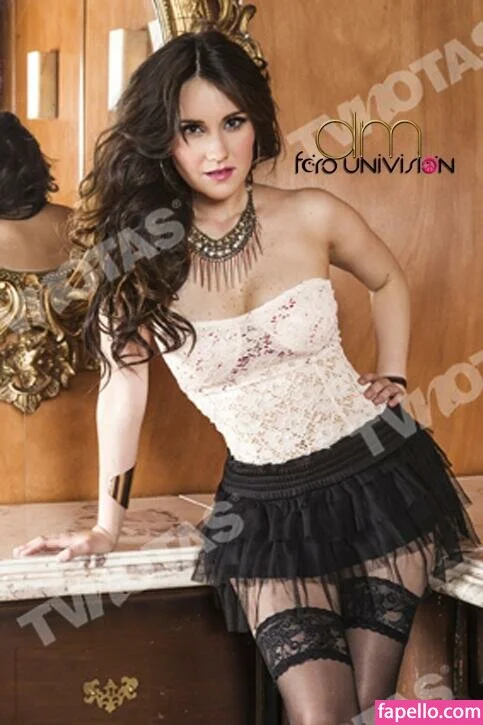 Dulce Maria Onlyfans Photo Gallery 