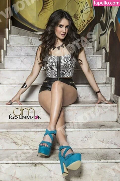 Dulce Maria Onlyfans Photo Gallery 