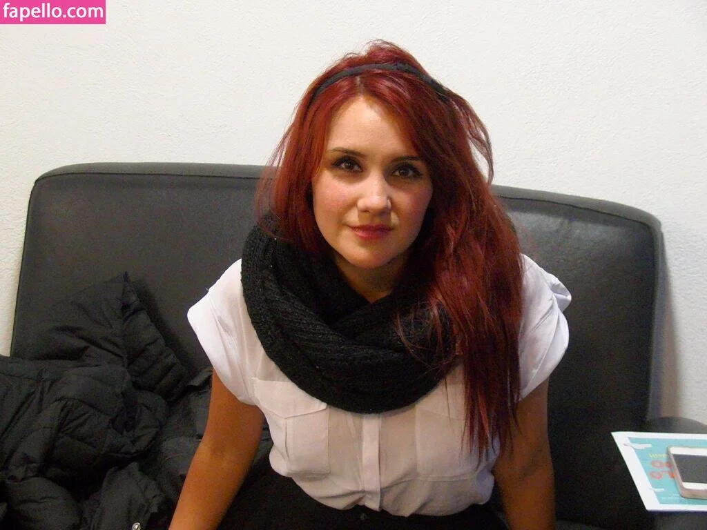 Dulce Maria Onlyfans Photo Gallery 