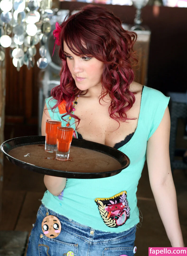 Dulce Maria Onlyfans Photo Gallery 