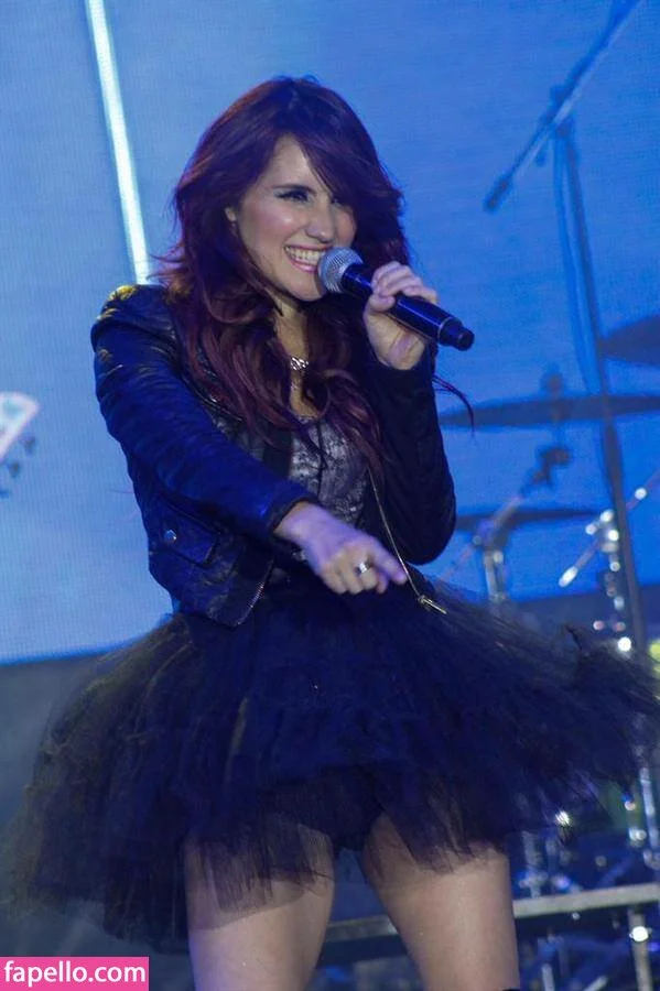 Dulce Maria Onlyfans Photo Gallery 