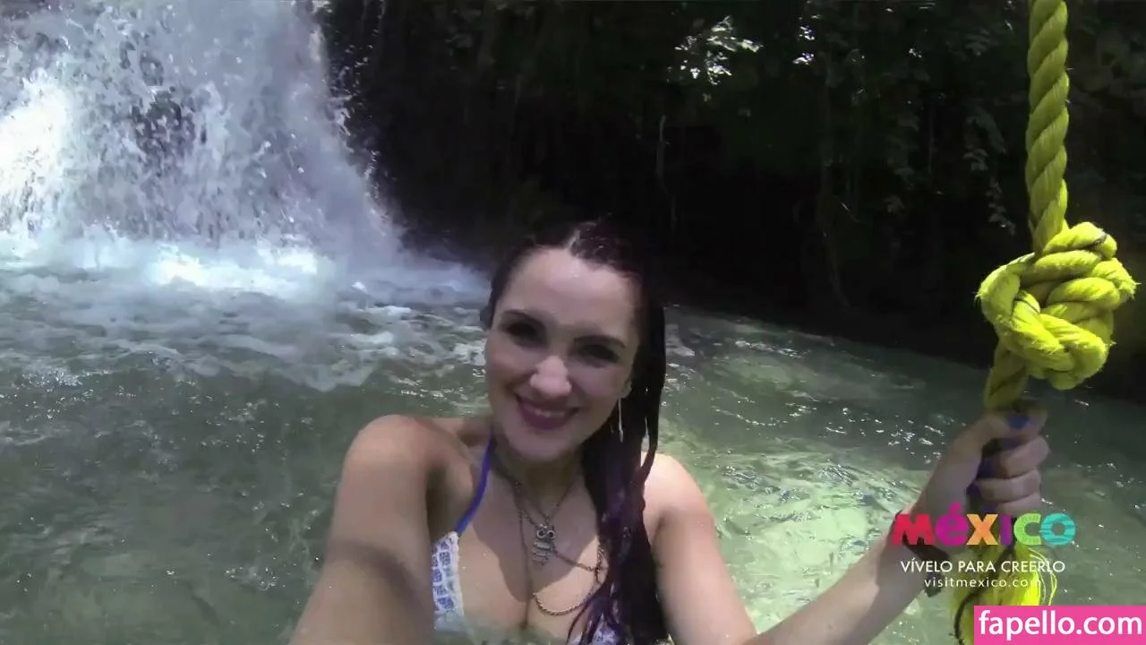 Dulce Maria Onlyfans Photo Gallery 