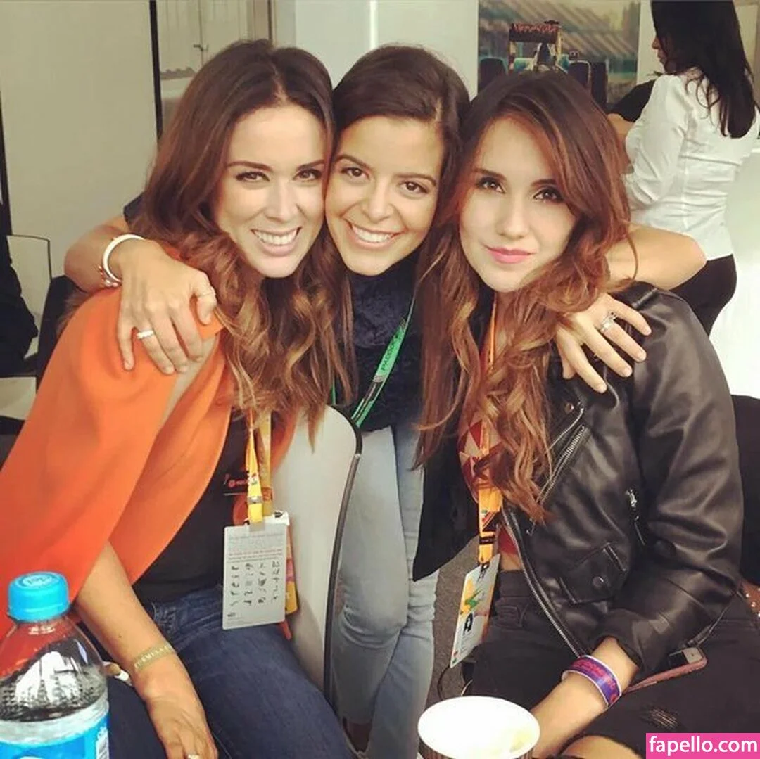 Dulce Maria Onlyfans Photo Gallery 