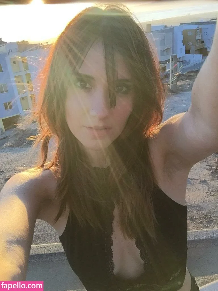Dulce Maria Onlyfans Photo Gallery 