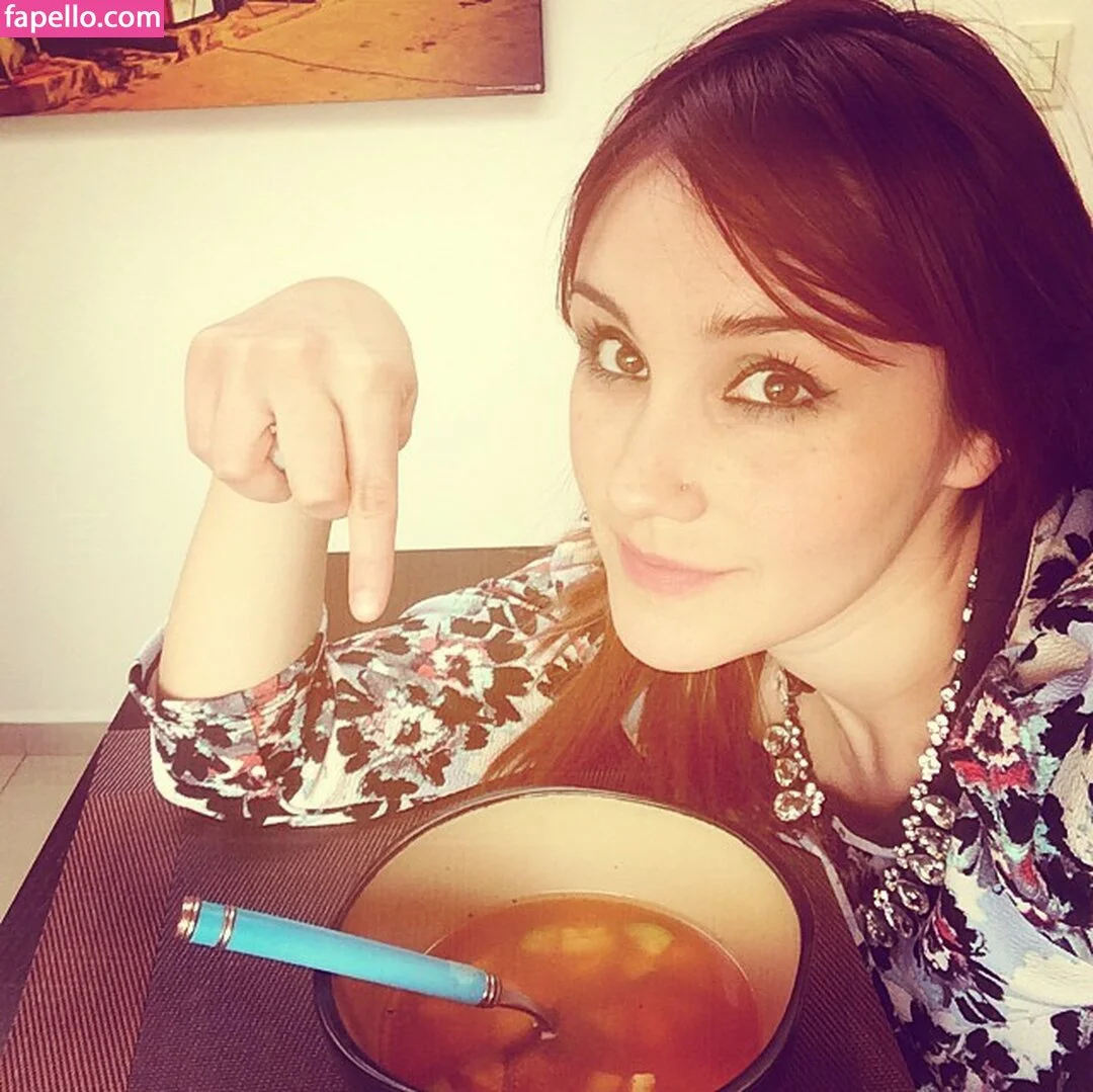 Dulce Maria Onlyfans Photo Gallery 