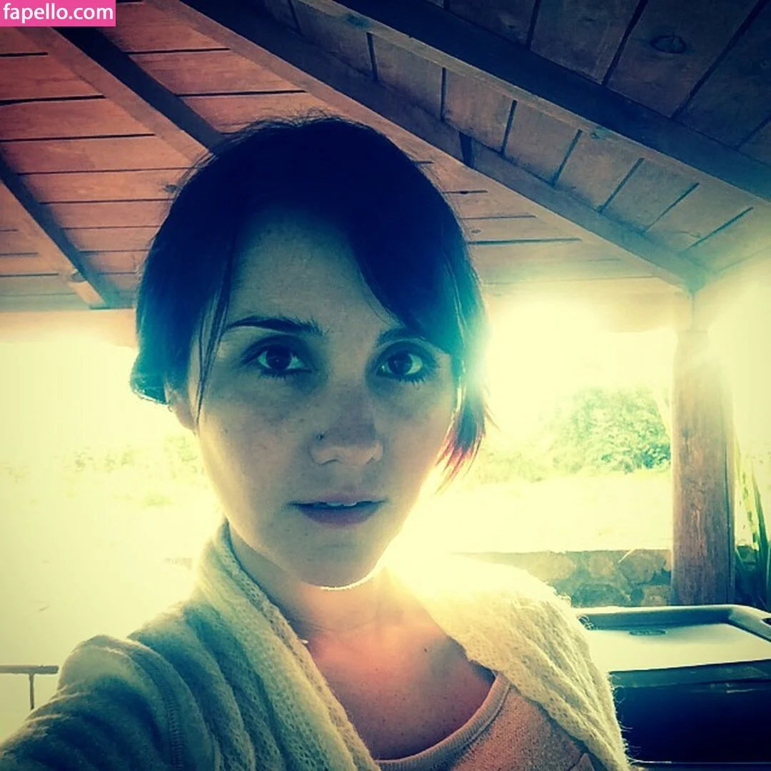 Dulce Maria Onlyfans Photo Gallery 