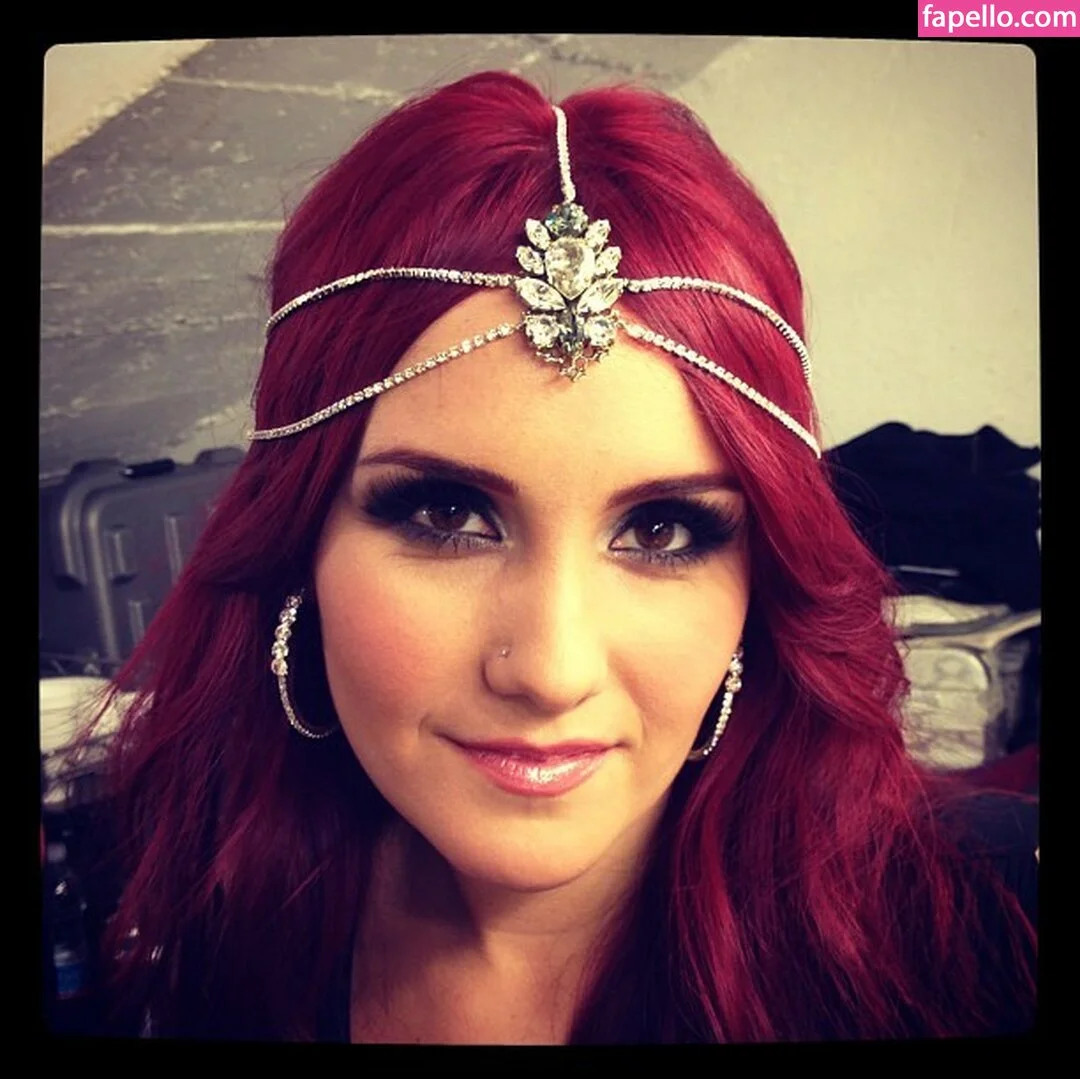 Dulce Maria Onlyfans Photo Gallery 
