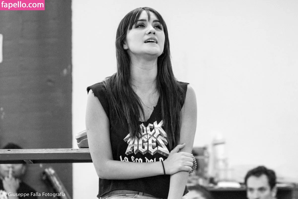 Dulce Maria Onlyfans Photo Gallery 