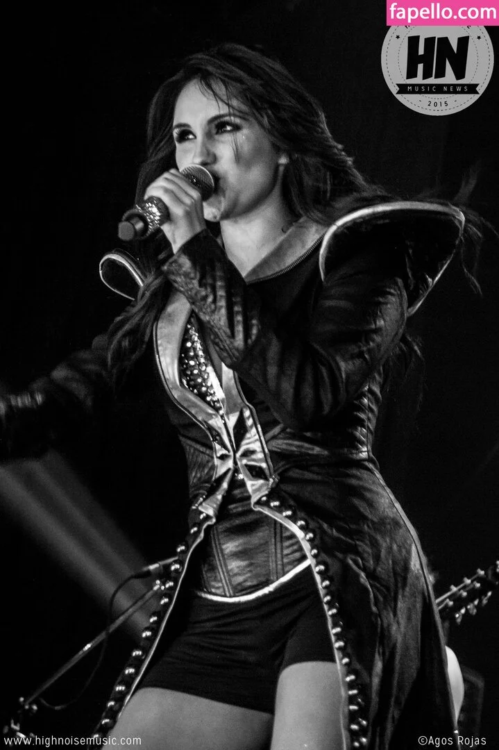 Dulce Maria Onlyfans Photo Gallery 