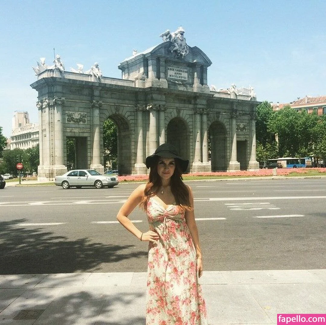 Dulce Maria Onlyfans Photo Gallery 