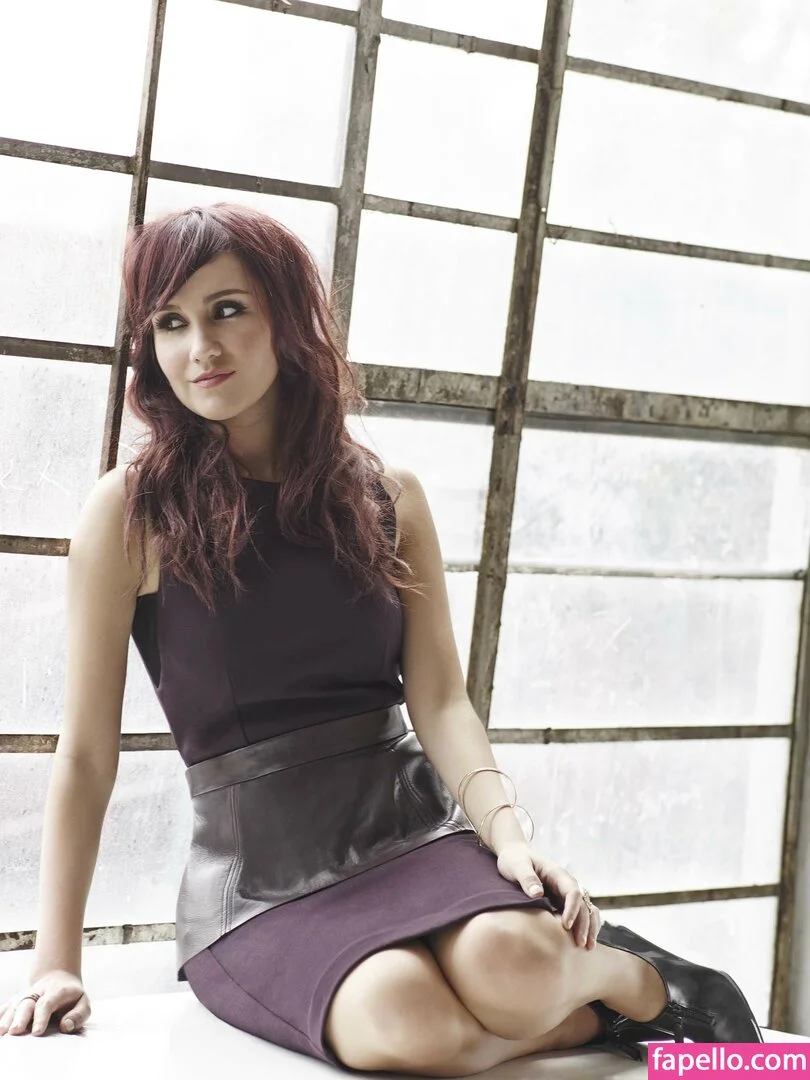 Dulce Maria Onlyfans Photo Gallery 