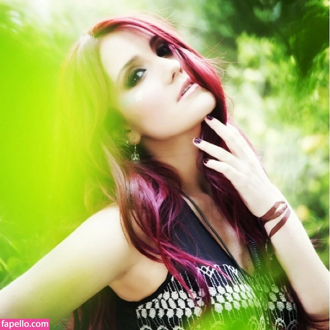 Dulce Maria Onlyfans Photo Gallery 