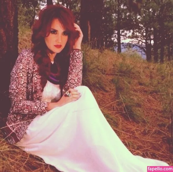 Dulce Maria Onlyfans Photo Gallery 