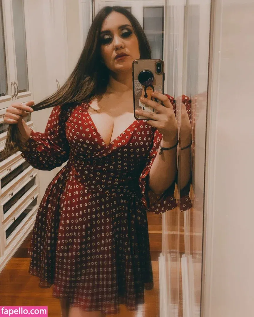 Dulce Maria Onlyfans Photo Gallery 