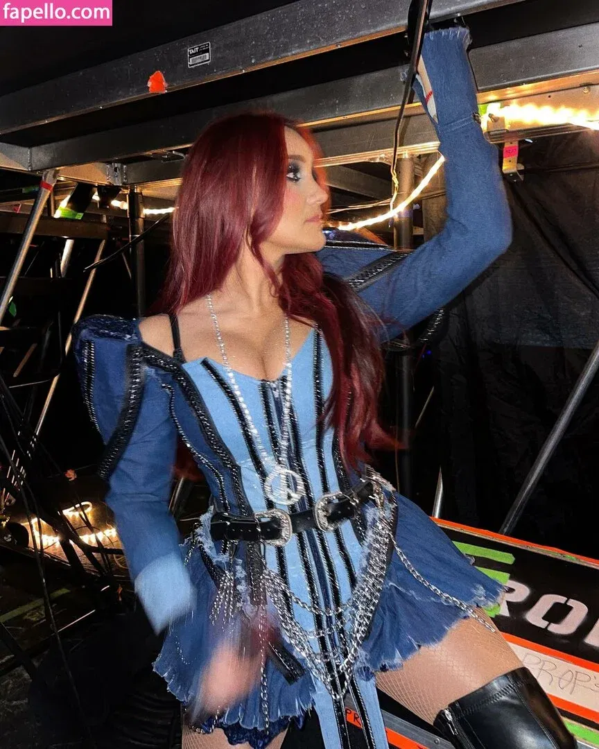 Dulce Maria Onlyfans Photo Gallery 