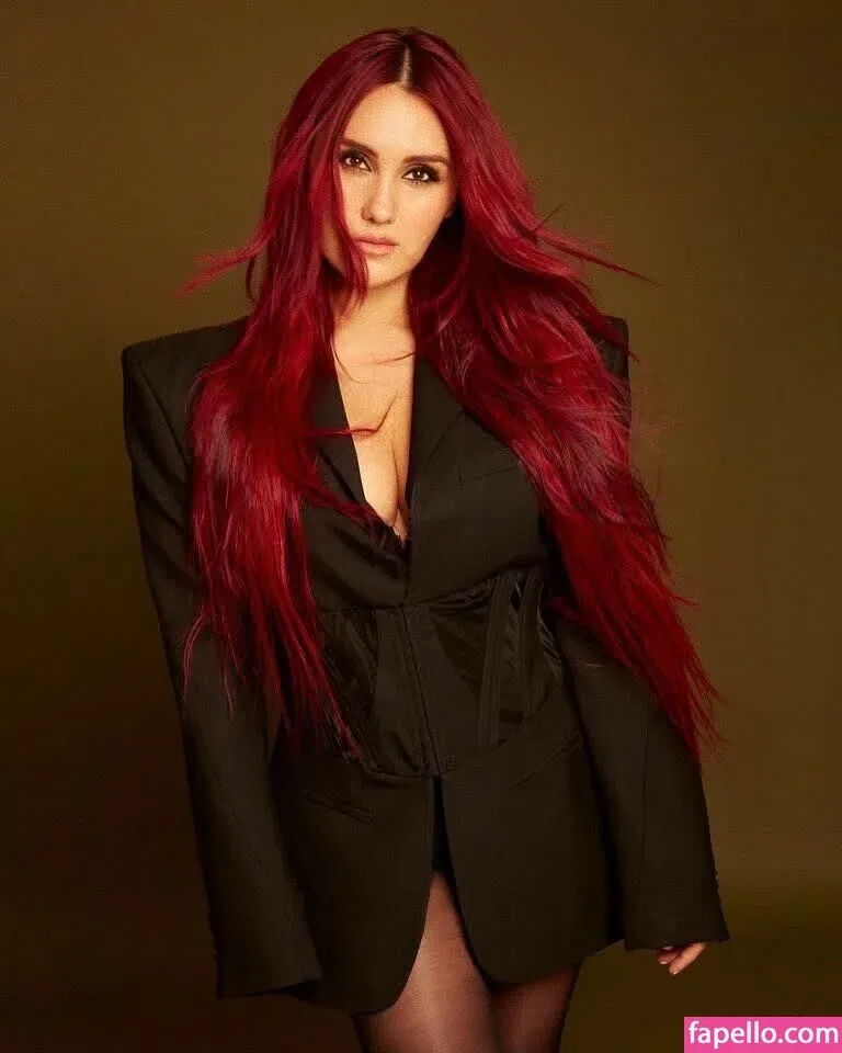 Dulce Maria Onlyfans Photo Gallery 