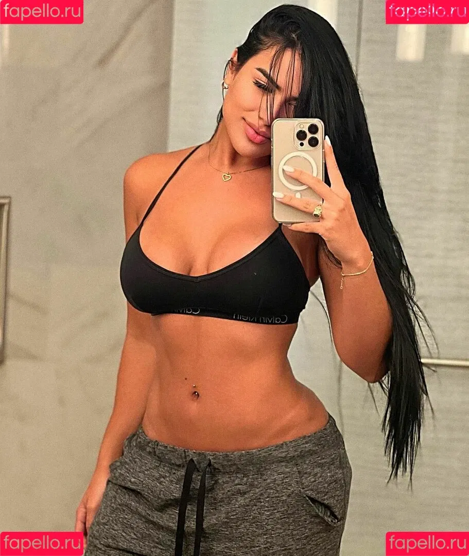 Melany Fernandez Onlyfans Photo Gallery 